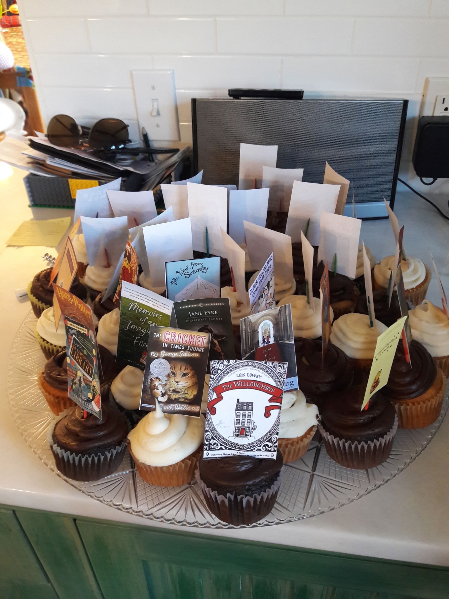 Book-themed cupcakes celebrating 2,000 nights of reading aloud